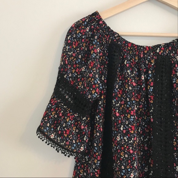 Boho Floral Print Off-The-Shoulder Top - 5 Stars - Picture 5 of 8